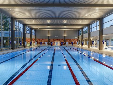 diskretion im hallenbad